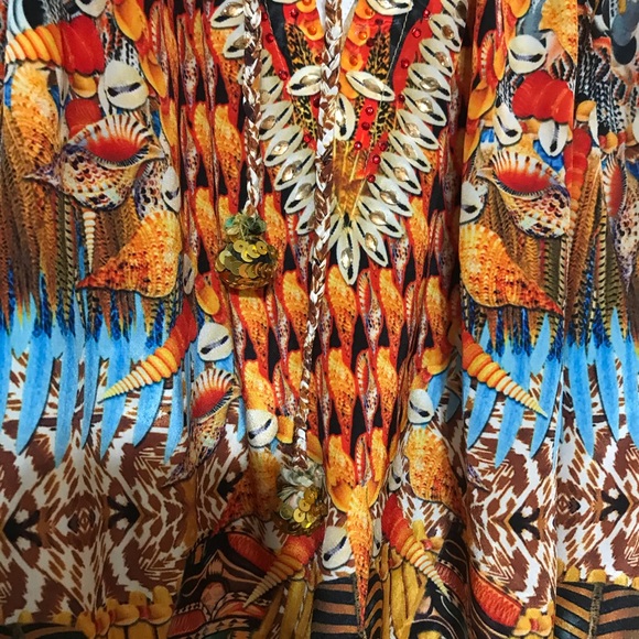 RUBYYAYA CUSTOM ETHNIC SHELL EMBELLISHED SHELL - Picture 3 of 4